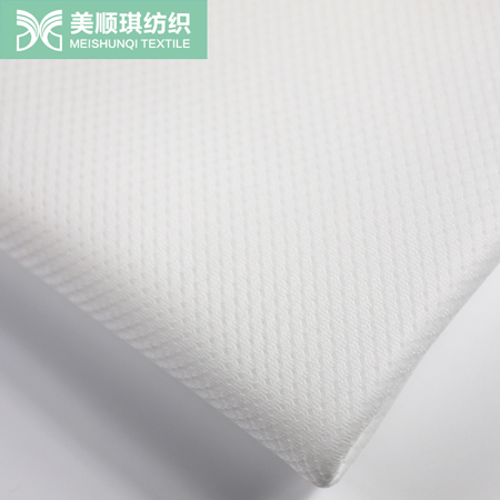 Warp knitted sandwich mesh fabric